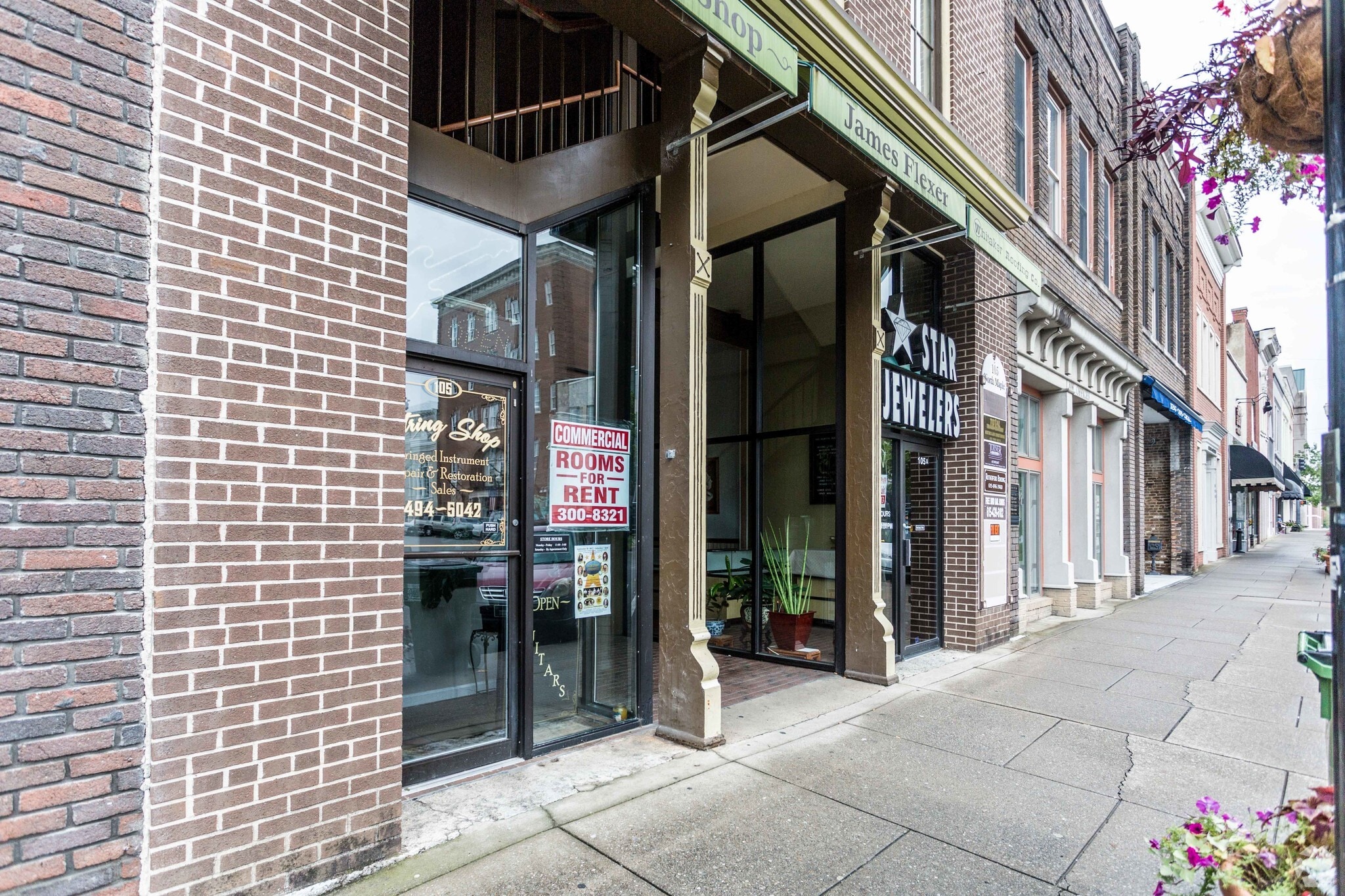 105 N Maple St, Murfreesboro, TN for sale Primary Photo- Image 1 of 1