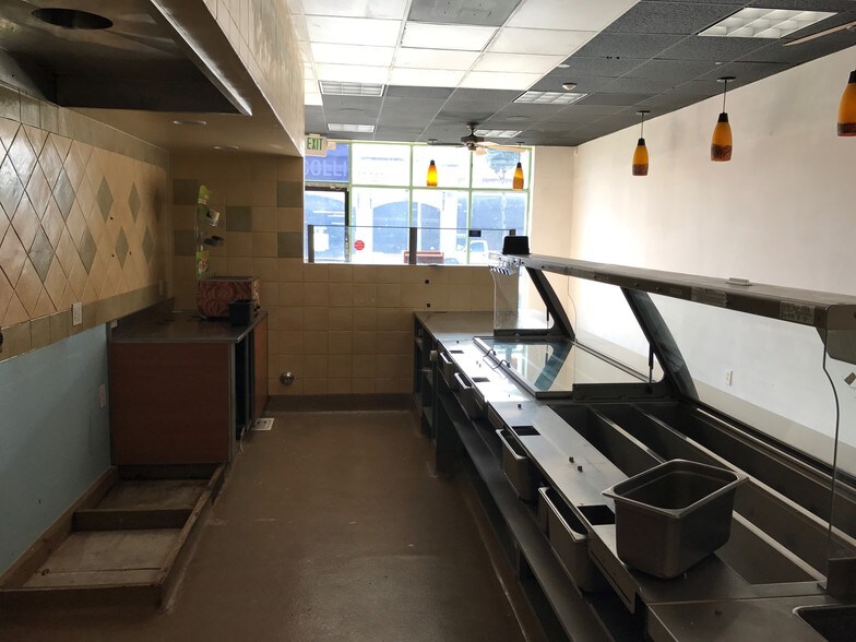 5065 Hollywood Blvd, Los Angeles, CA for sale - Building Photo - Image 1 of 1