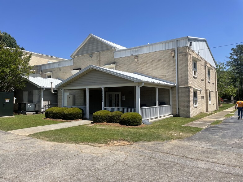 127 S Sixth St, Warner Robins, GA for sale - Building Photo - Image 1 of 38