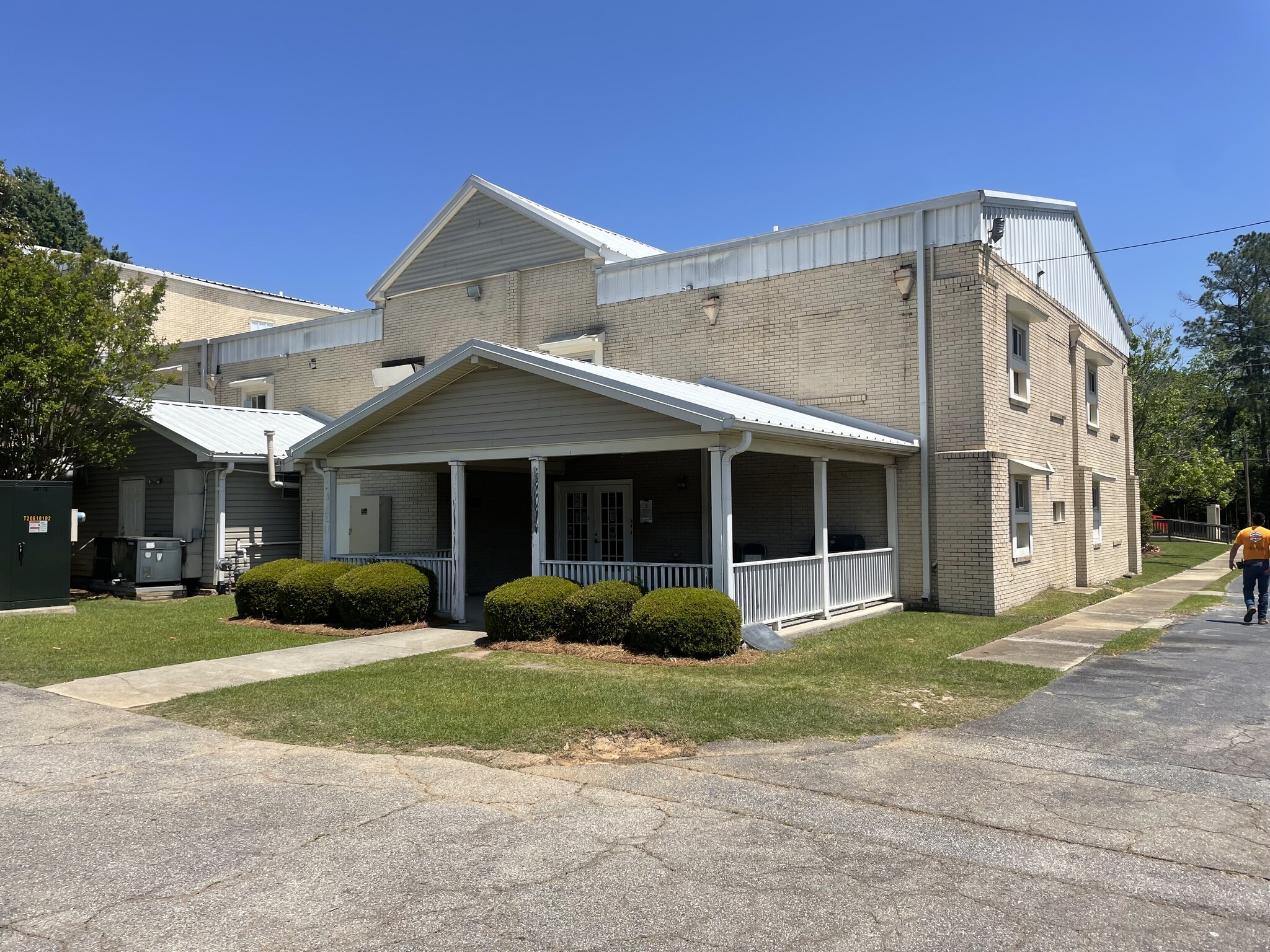 127 S Sixth St, Warner Robins, GA for sale Building Photo- Image 1 of 39