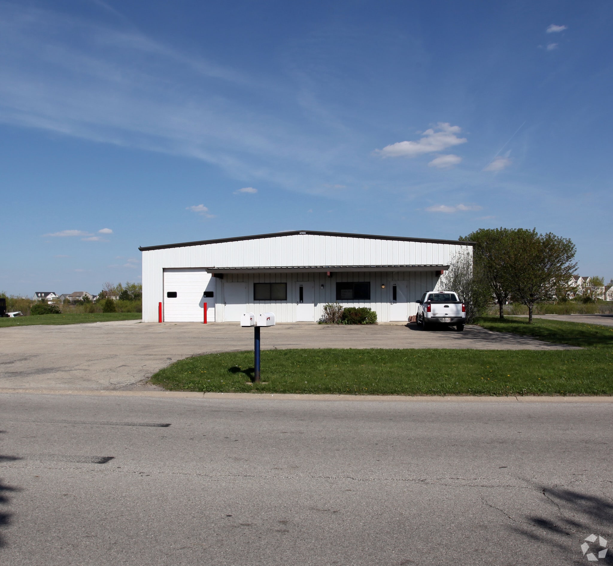 34 Stonehill Rd, Oswego, IL for sale Building Photo- Image 1 of 1