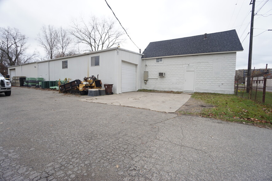 36135 Bibbins St, Romulus, MI for sale - Building Photo - Image 1 of 18