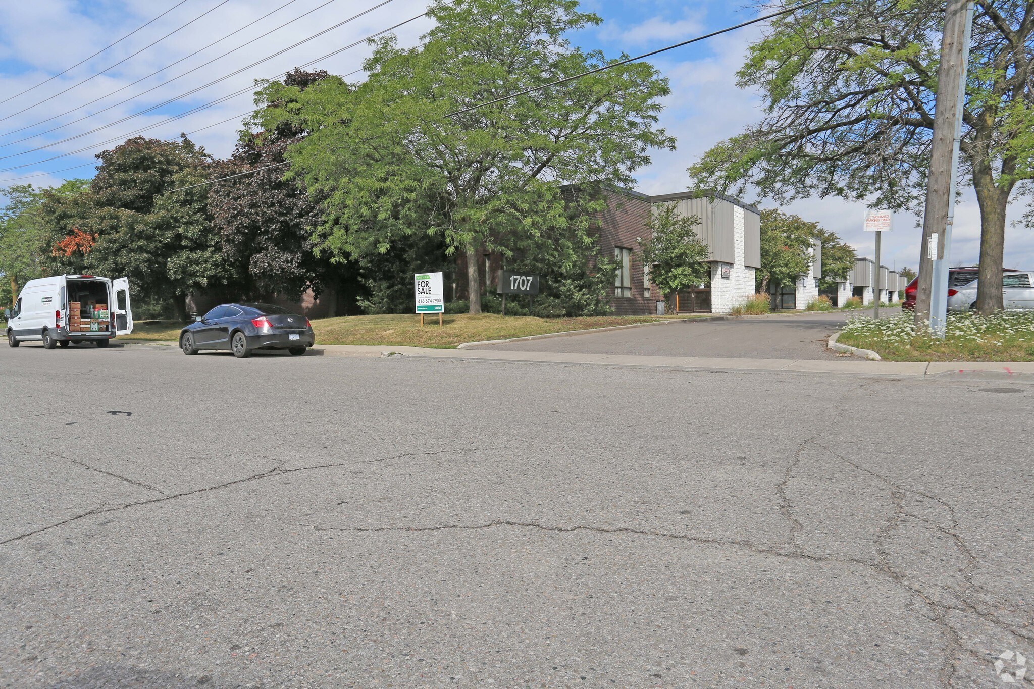 1707 Sismet Rd, Mississauga, ON for sale Primary Photo- Image 1 of 1