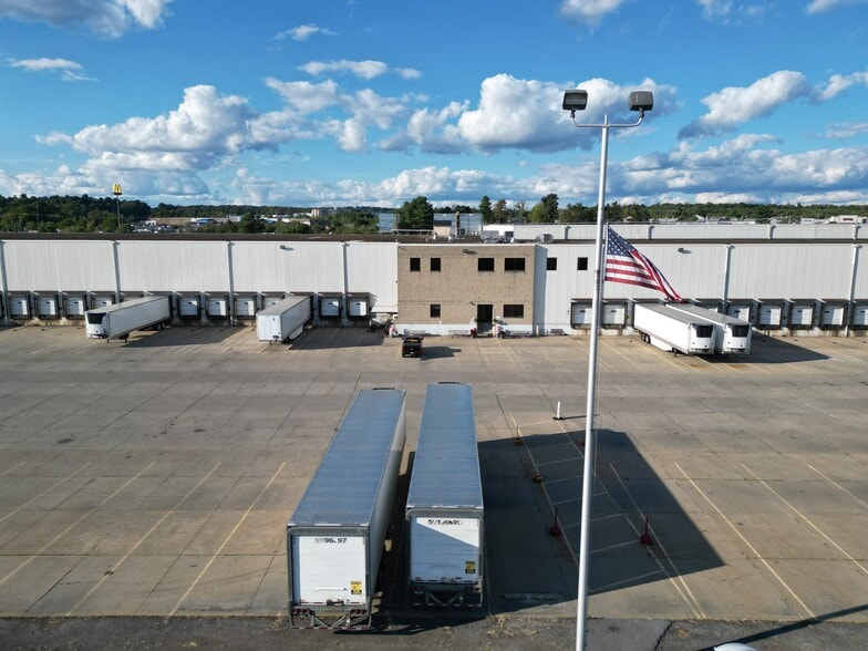 891 Beaver Dr, Du Bois, PA for lease - Building Photo - Image 2 of 20