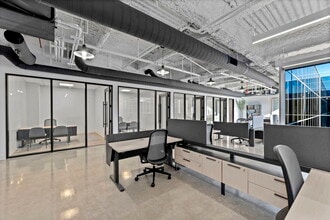 345 N Maple Dr, Beverly Hills, CA for lease Interior Photo- Image 2 of 9