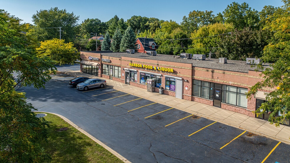 644 Sheridan Rd, Winthrop Harbor, IL for lease - Building Photo - Image 3 of 29