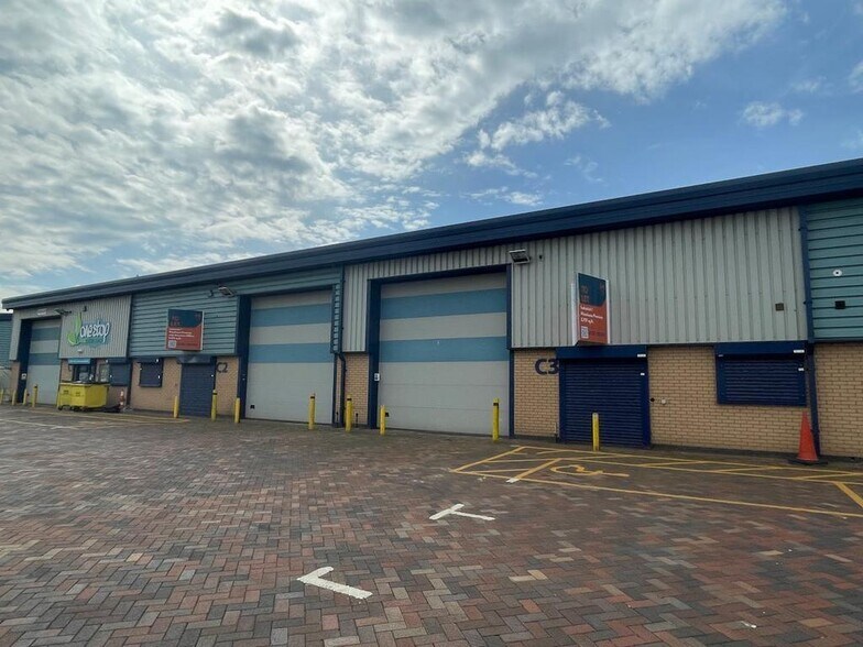 Dewsbury Rd, Stoke On Trent for lease - Building Photo - Image 2 of 22