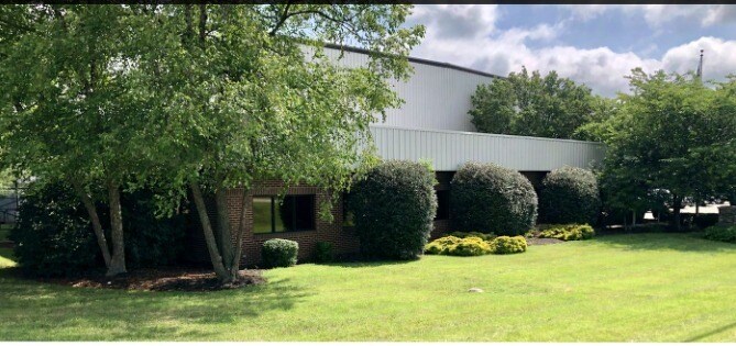 107 Fieldview Dr, Versailles, KY for sale Building Photo- Image 1 of 1