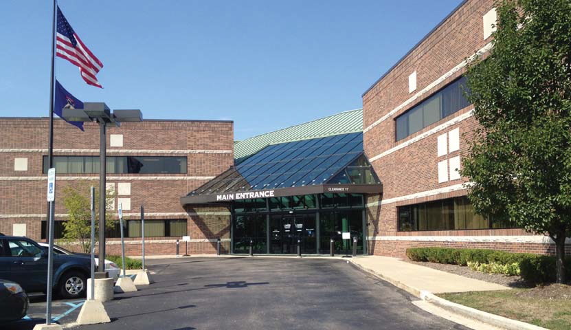 2300 Haggerty Rd, West Bloomfield, MI for sale - Building Photo - Image 3 of 7