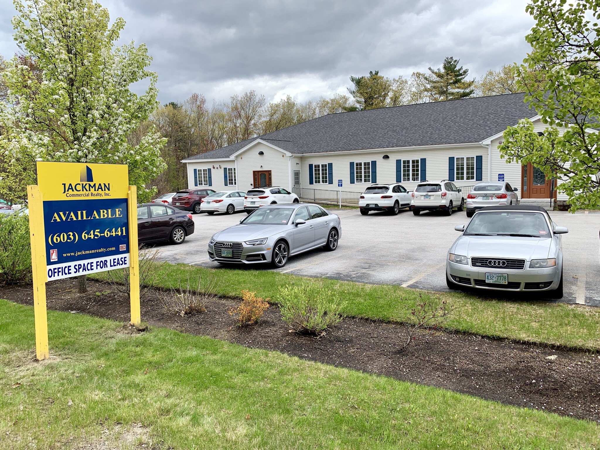 171 Londonderry Tpke, Hooksett, NH for sale Building Photo- Image 1 of 1
