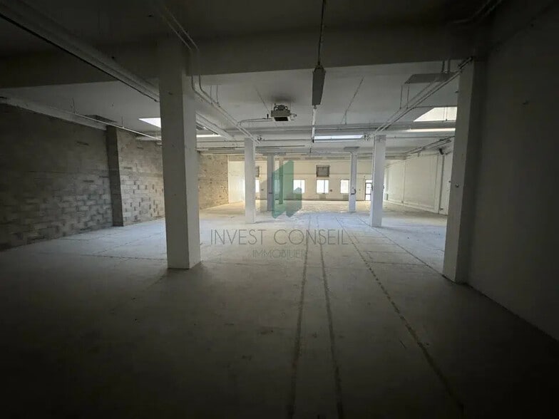 Industrial in Villepinte for lease - Building Photo - Image 3 of 63