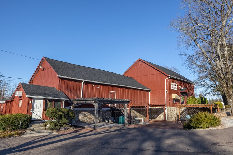 6123 Lower York Rd, New Hope, PA for sale - Building Photo - Image 2 of 42