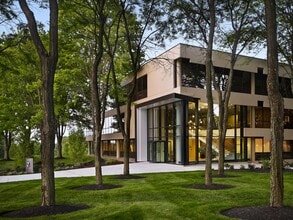 100 Matsonford Rd, Radnor, PA for lease Building Photo- Image 2 of 5
