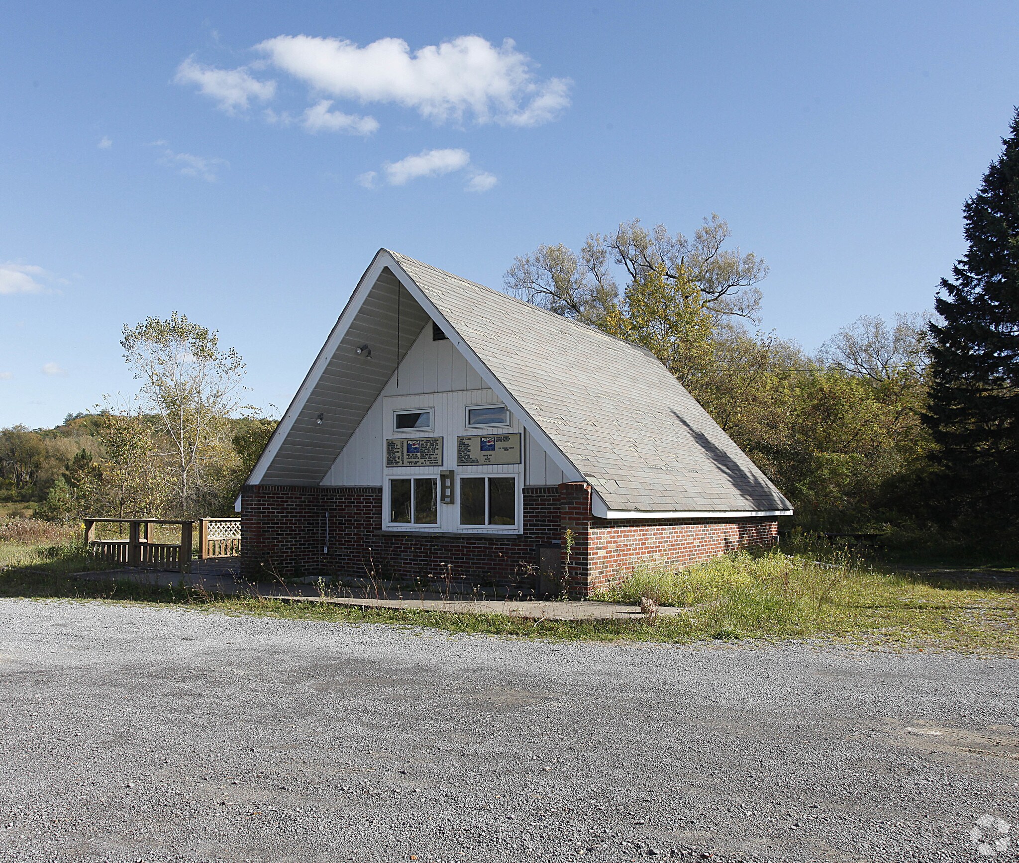 210 Utica Rd, Clinton, NY for sale Primary Photo- Image 1 of 1