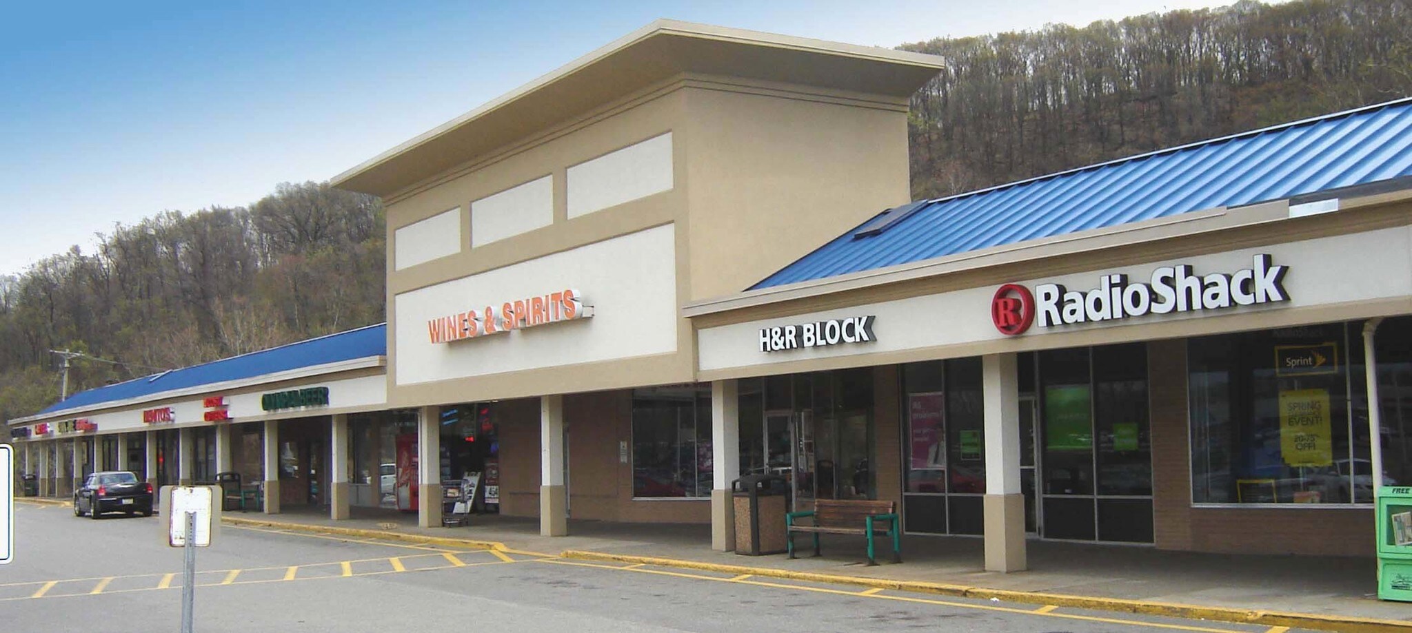 4313 Walnut St, Mckeesport, PA 15132 Olympia Shopping Center