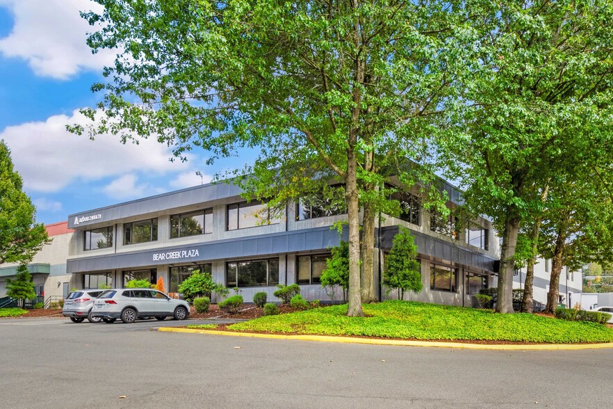 19011 Woodinville Snohomish Rd NE, Woodinville, WA for lease - Building Photo - Image 1 of 6