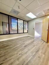 695 Oak Grove Ave, Menlo Park, CA for lease Interior Photo- Image 1 of 5