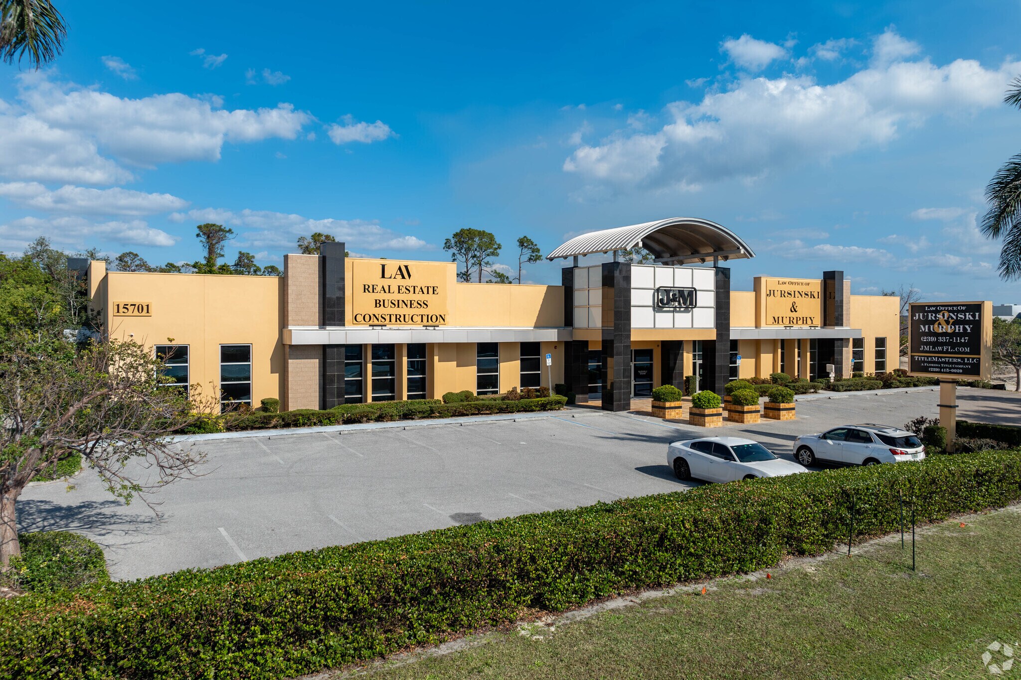 15701 S Tamiami Trl, Fort Myers, FL for lease Building Photo- Image 1 of 12