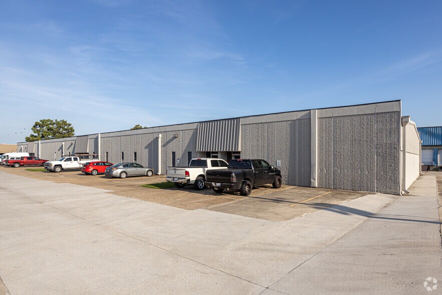 623 Distributors Row, New Orleans, LA for sale - Primary Photo - Image 1 of 1