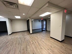 2 Central Ave, Tarrytown, NY for lease Interior Photo- Image 2 of 6