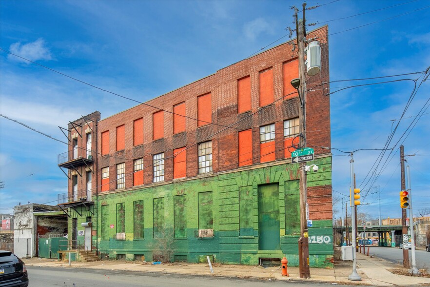 2150 N 10th St, Philadelphia, PA for sale - Building Photo - Image 3 of 13