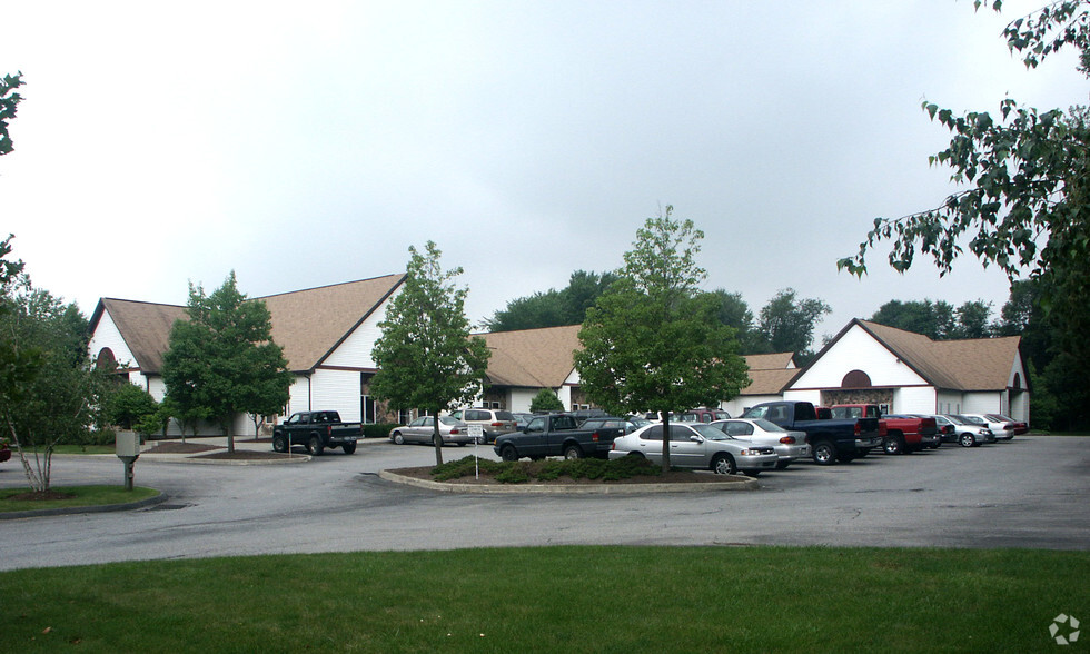 2603-2607 Route 52, East Fishkill, NY for lease - Primary Photo - Image 1 of 5