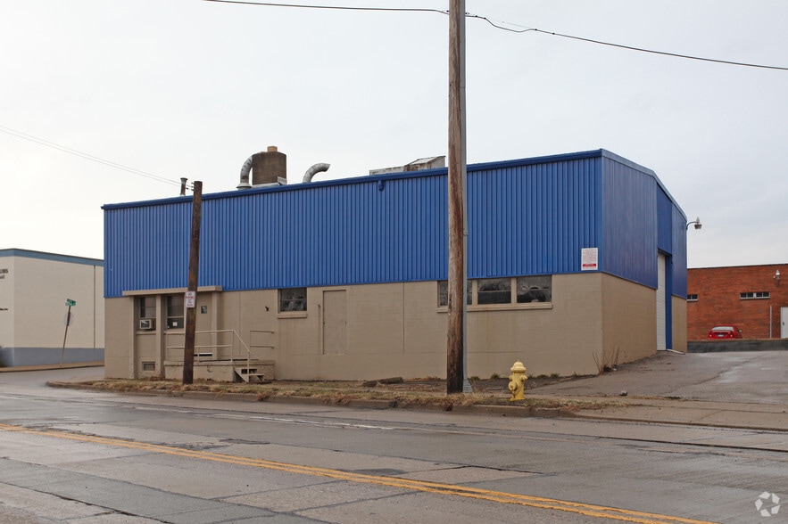 640 Carr St, Cincinnati, OH for lease - Building Photo - Image 2 of 2
