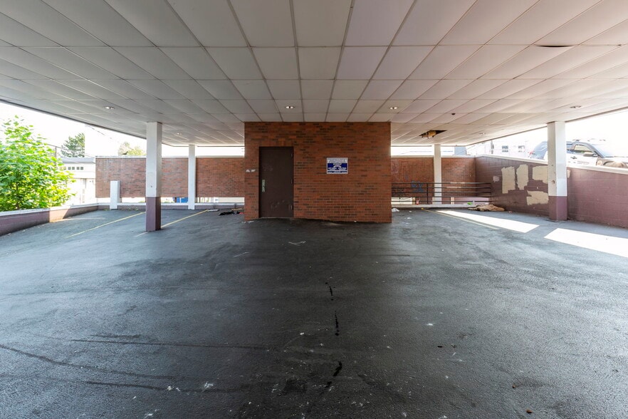 873-875 6th St, Bremerton, WA for lease - Building Photo - Image 3 of 59