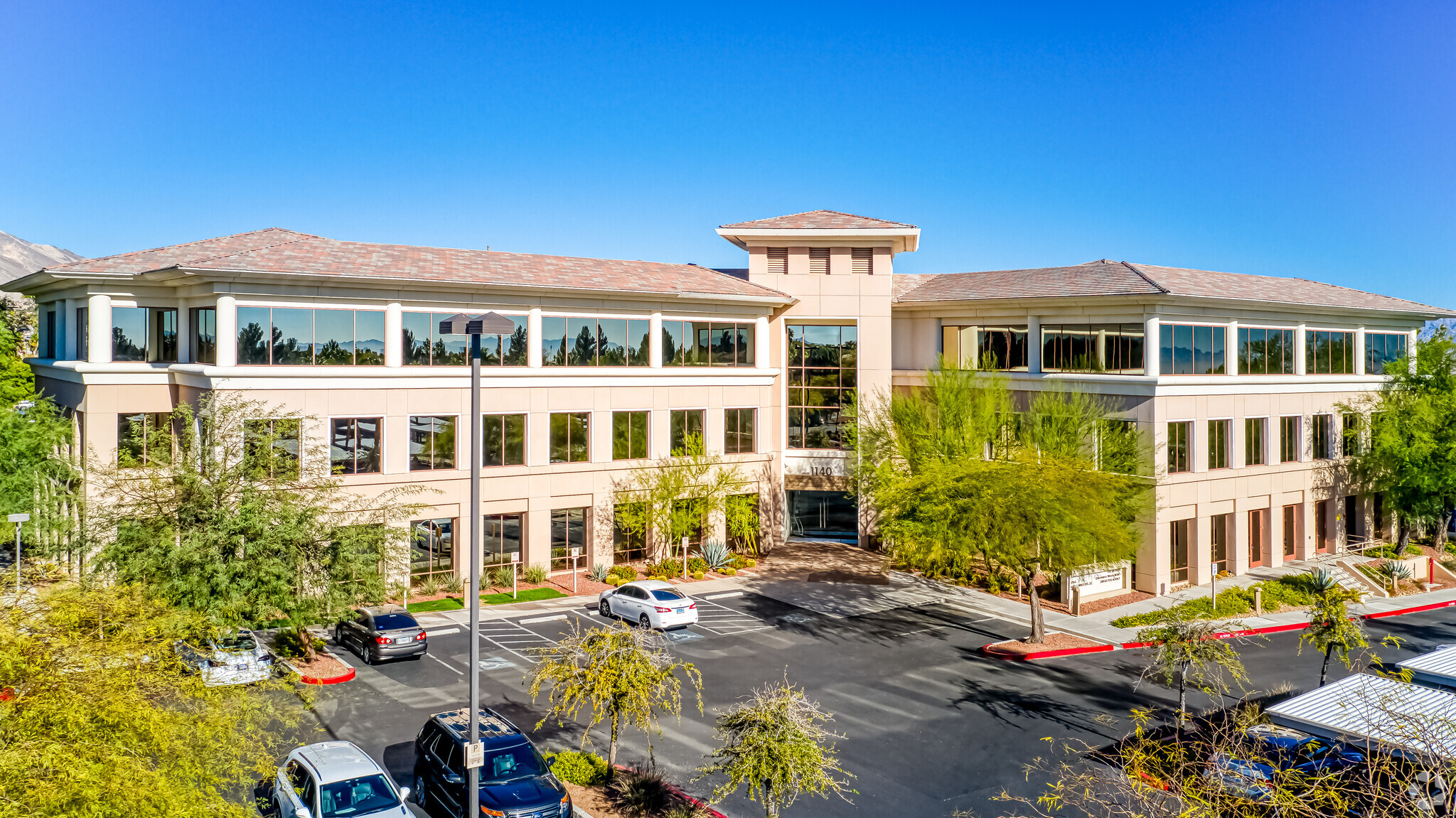 1140 N Town Center Dr, Las Vegas, NV for sale Primary Photo- Image 1 of 1