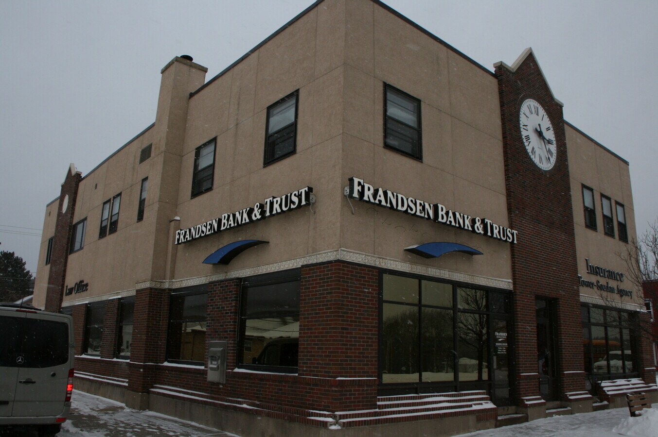 415 Main St, Tower, MN 55790 Frandsen Bank & Trust