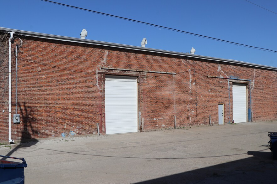 Industrial Flex/Warehouse Complex portfolio of 3 properties for sale on LoopNet.com - Building Photo - Image 3 of 12