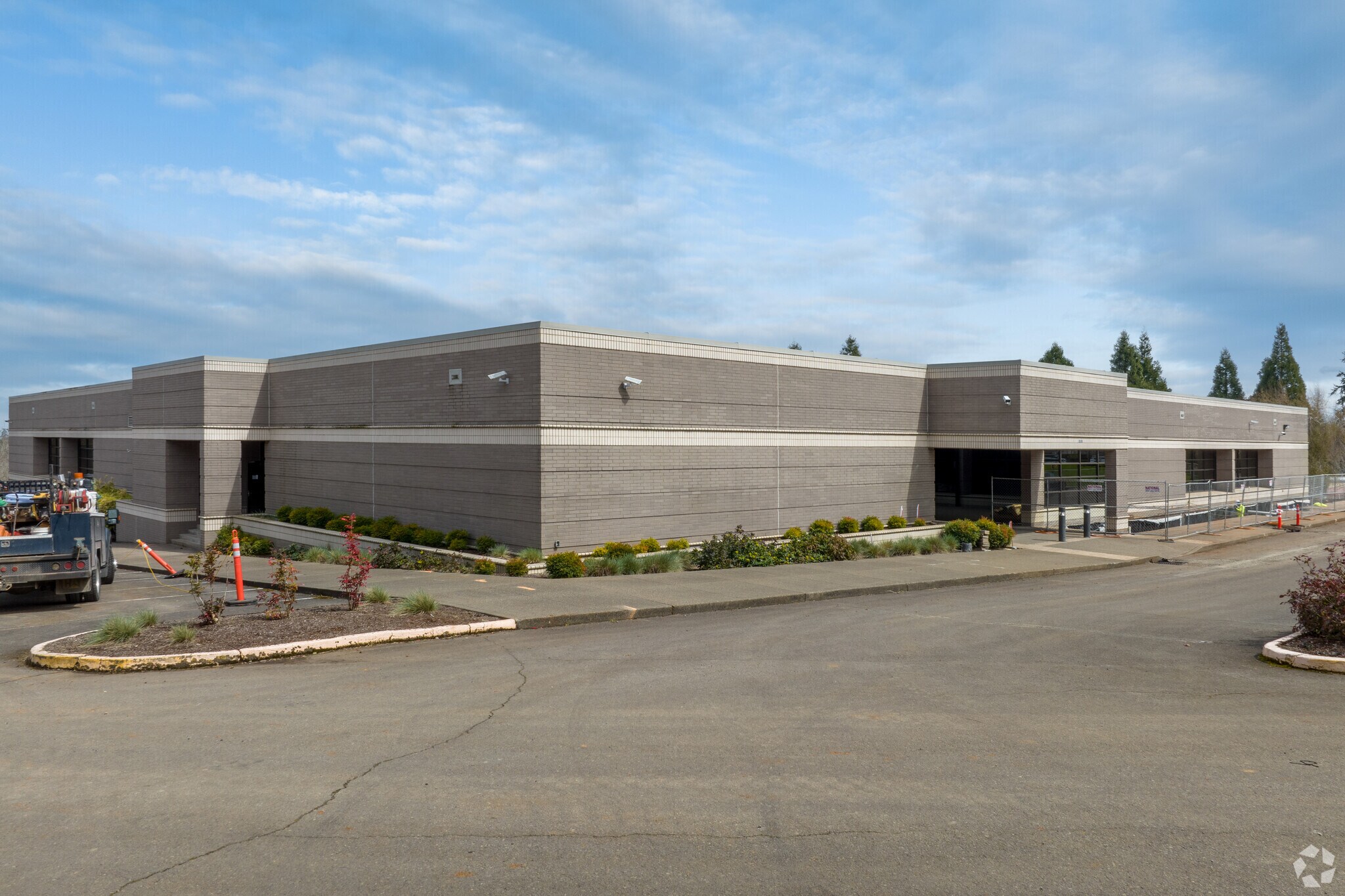 2121 Red Oak Dr S, Salem, OR for sale Building Photo- Image 1 of 1