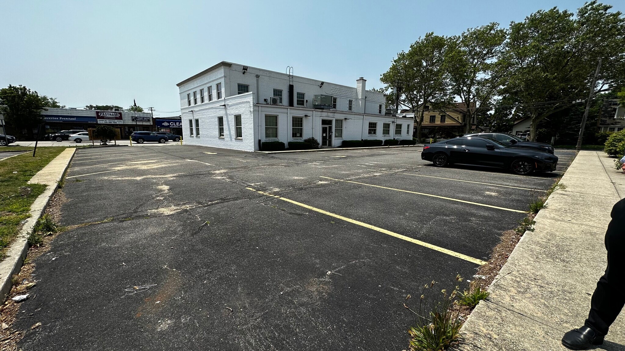 3875 Merrick Rd, Seaford, NY 11783 Former Chase Bank Building