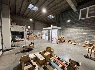 Industrial in Lesquin for lease - Interior Photo - Image 2 of 3