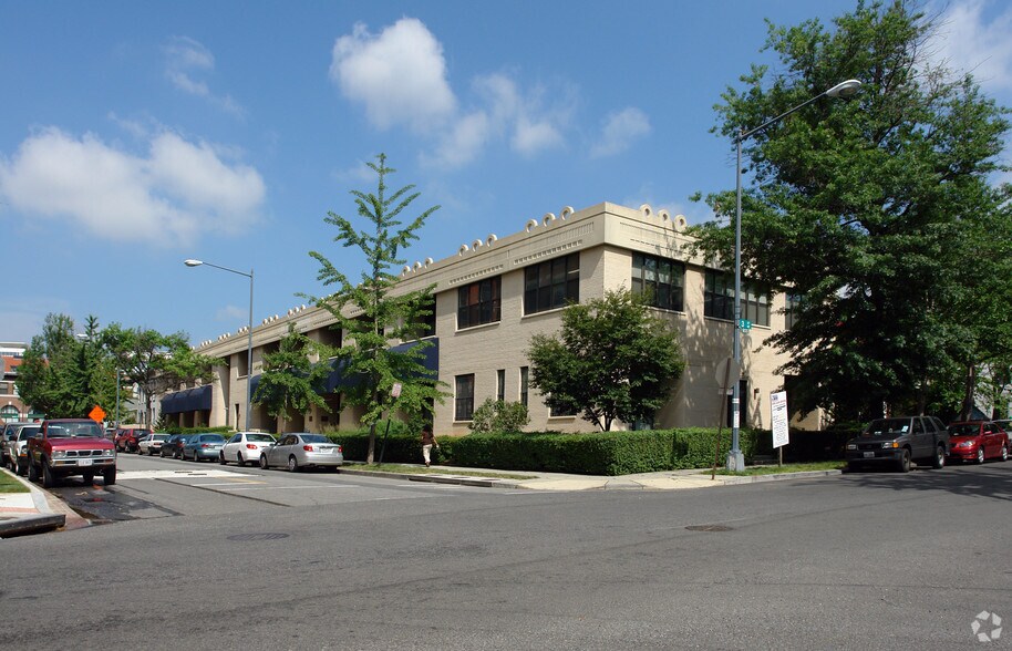220 I St NE, Washington, DC for sale - Primary Photo - Image 1 of 1