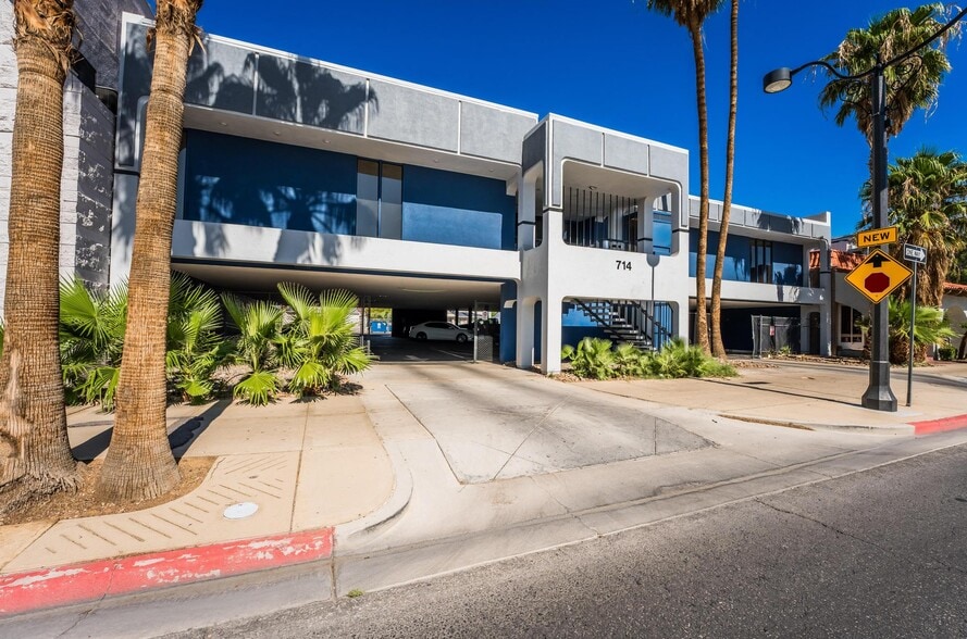 714 S 4th St, Las Vegas, NV for sale - Primary Photo - Image 1 of 25