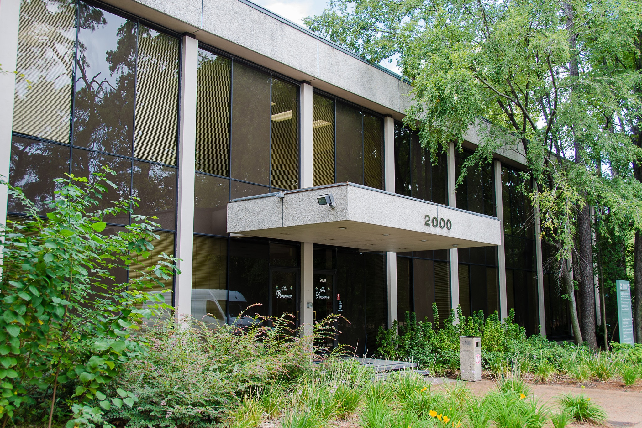 2000 N Loop Fwy W, Houston, TX for lease Building Photo- Image 1 of 8