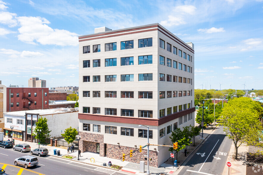 1601 Atlantic Ave, Atlantic City, NJ for lease - Building Photo - Image 1 of 5