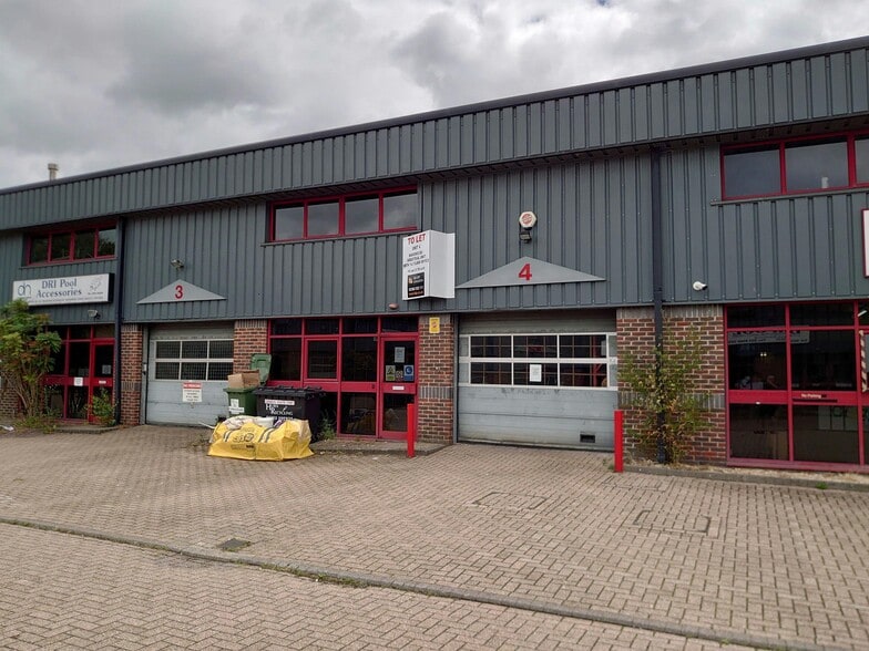 5 Brunel Rd, Totton for lease - Building Photo - Image 1 of 5