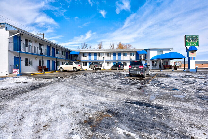 210 N Main St, Deer Lodge, MT for sale - Primary Photo - Image 1 of 1