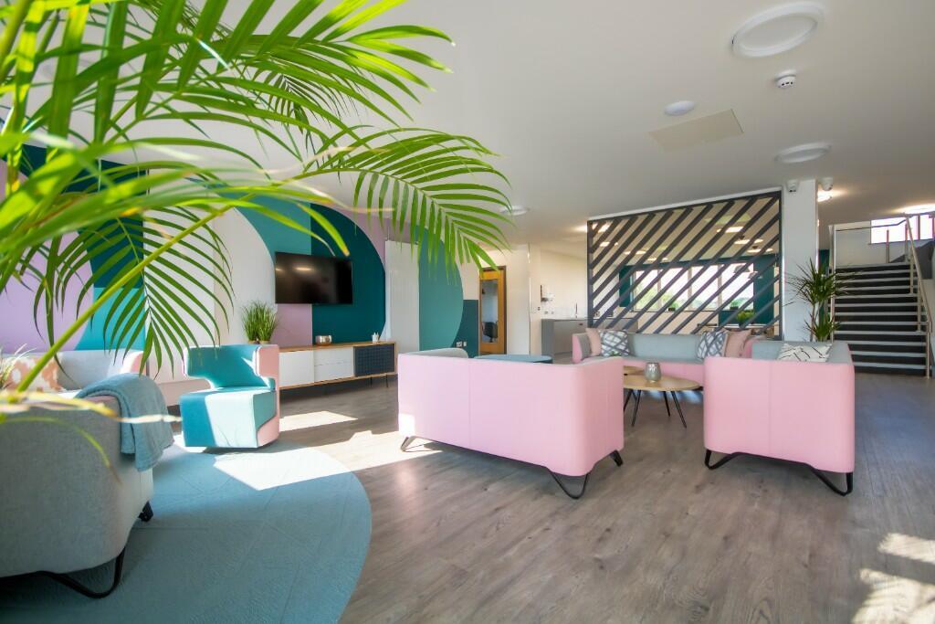 1600 Lower Pemberton, Ashford for lease Interior Photo- Image 1 of 23