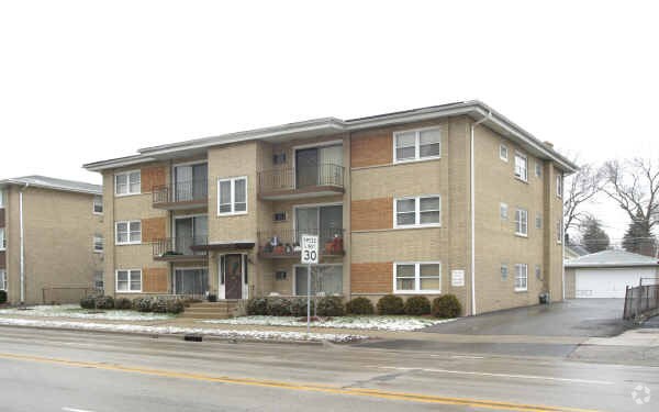 9110 31st St, Brookfield, IL for sale - Primary Photo - Image 1 of 1