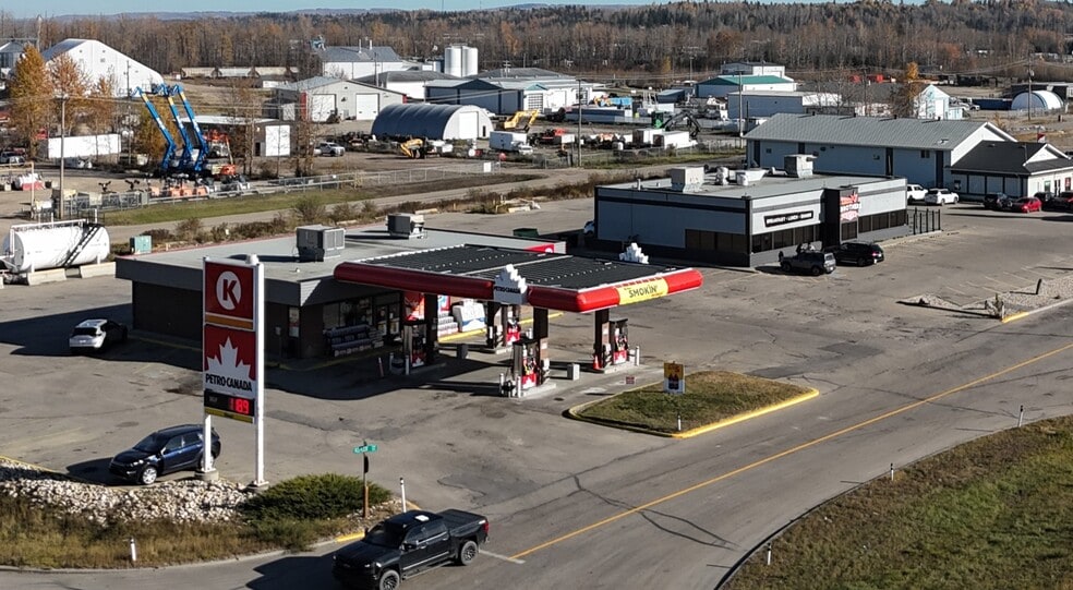 Alberta Circle K Portfolio portfolio of 2 properties for sale on LoopNet.com - Building Photo - Image 2 of 4