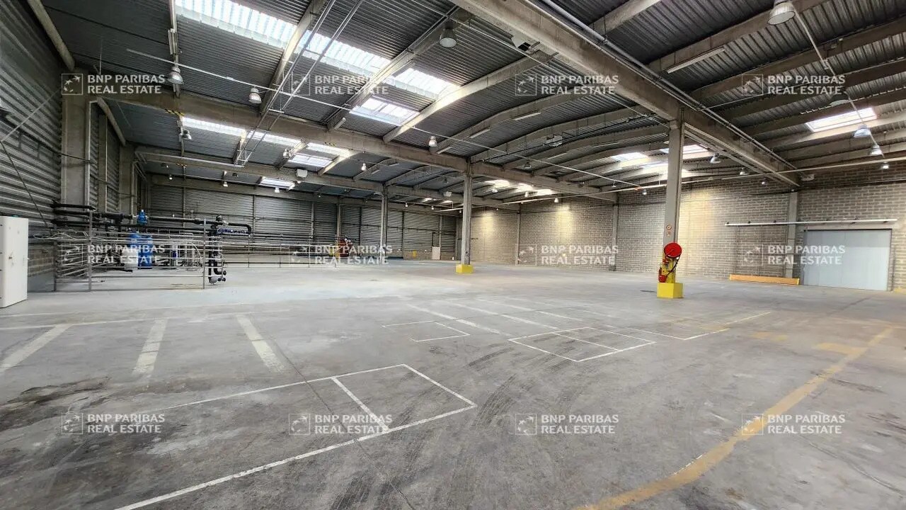 Flex in Sucy-en-Brie for lease Interior Photo- Image 1 of 11