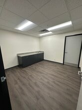 6065 Polaris Ave, Las Vegas, NV for lease Building Photo- Image 2 of 8