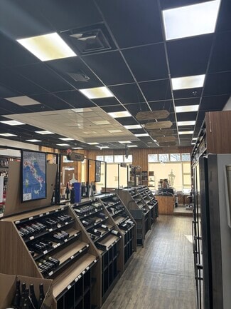 More details for 301 Center Ave, Westwood, NJ - Retail for Lease