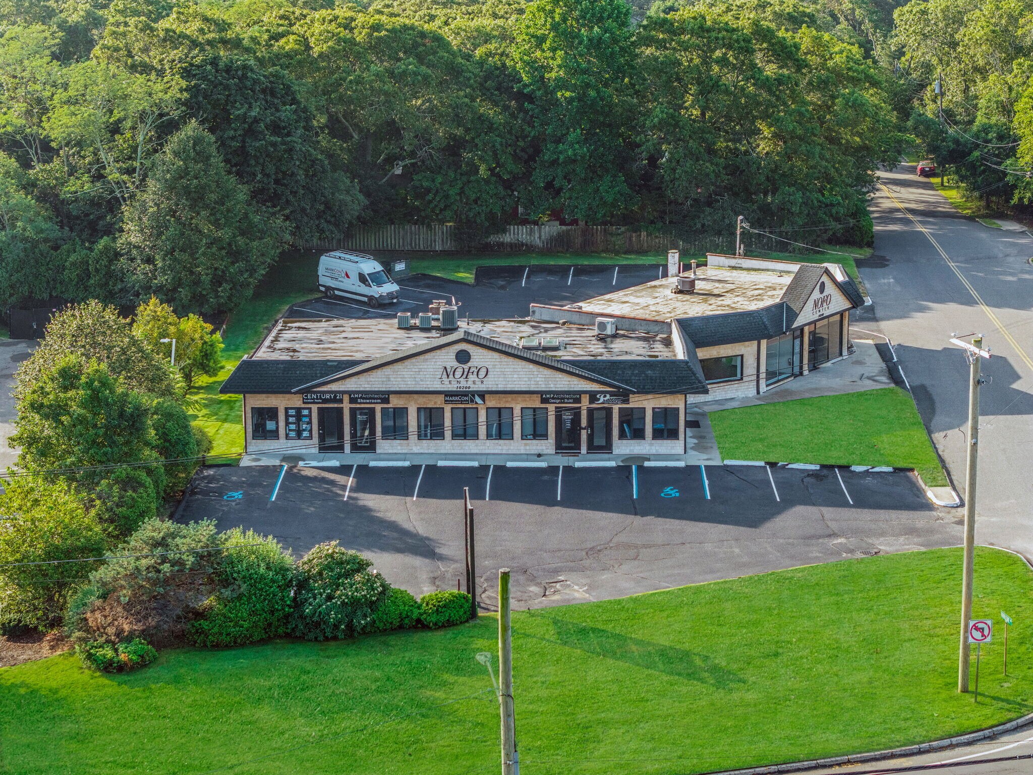 10200 Main Rd, Mattituck, NY for lease Building Photo- Image 1 of 25