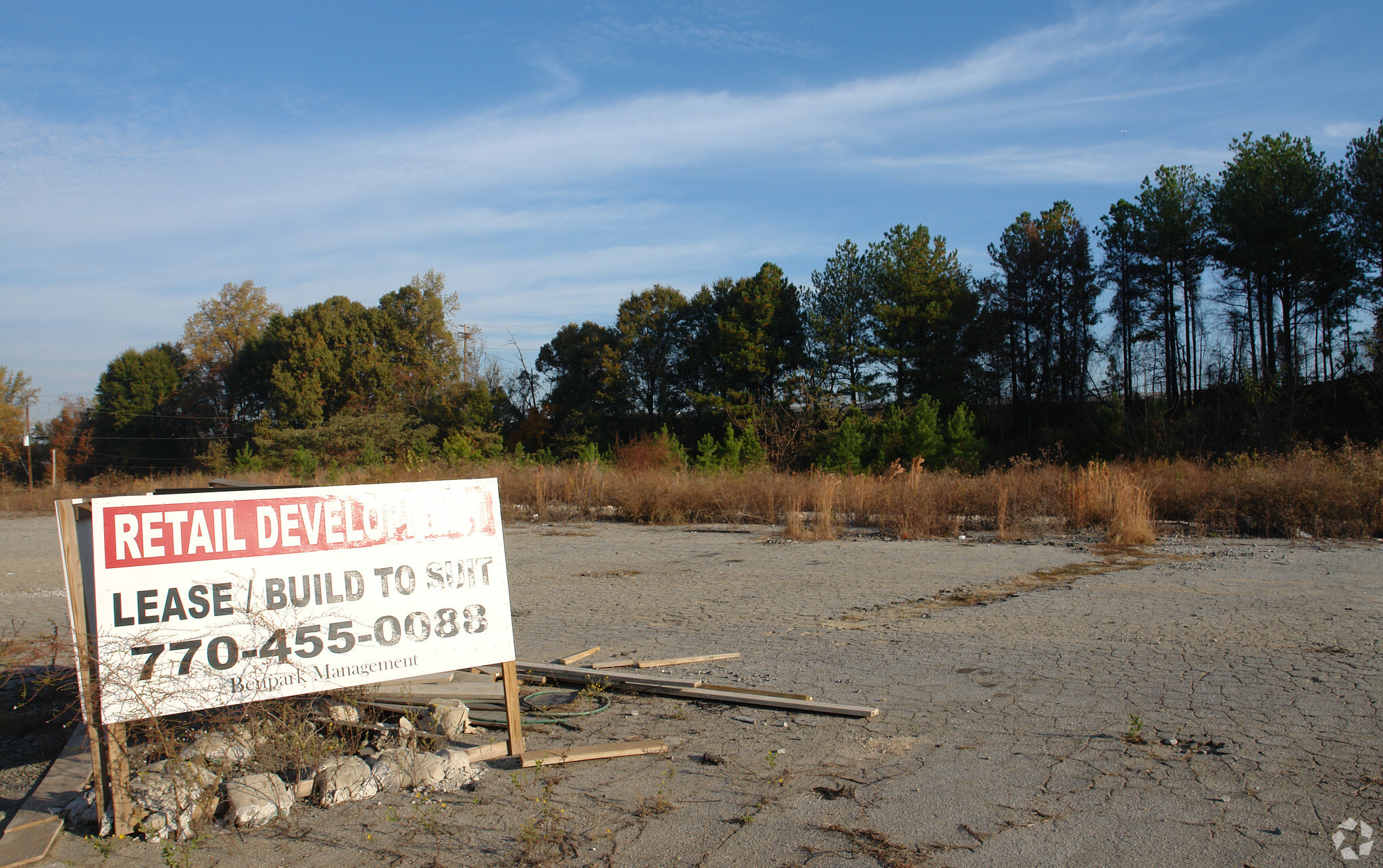 1875 Perry Blvd, Atlanta, GA for sale Primary Photo- Image 1 of 1