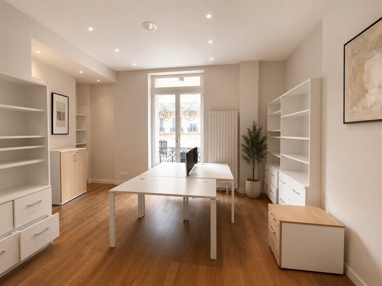 Retail in Paris for lease - Building Photo - Image 3 of 5