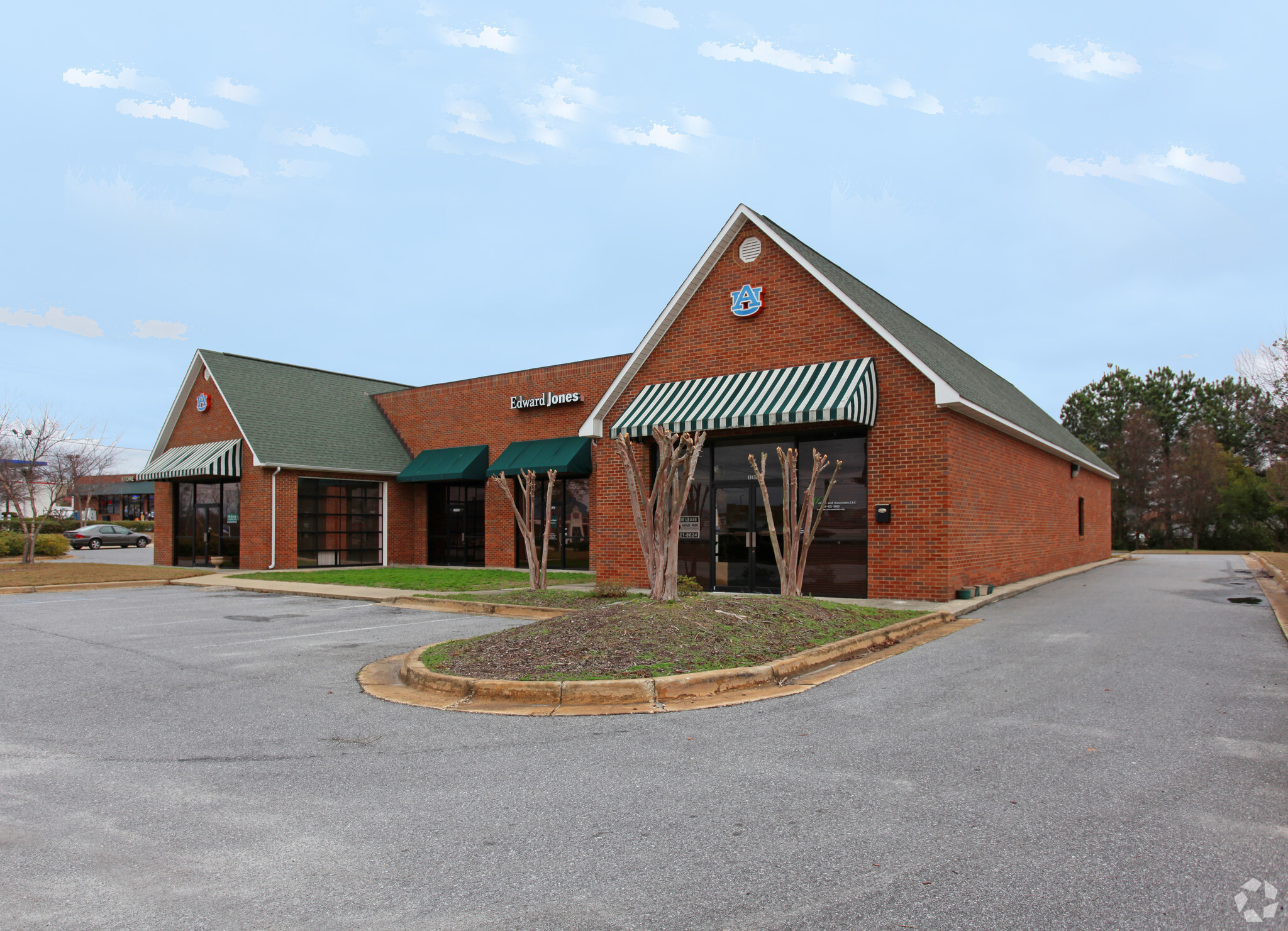 1943 S College St, Auburn, AL for lease Primary Photo- Image 1 of 11